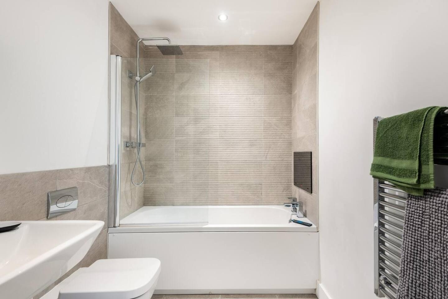 Apartament Luxurious 3-Bed Penthouse In Sheffield Handsworth Zewnętrze zdjęcie